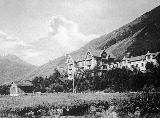Photo 8: Context · de:Therme Vals um 1910