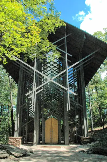 Photo 2: Exterior · Thorncrown Chapel, Arkansas