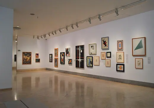 Photo 6: Interior