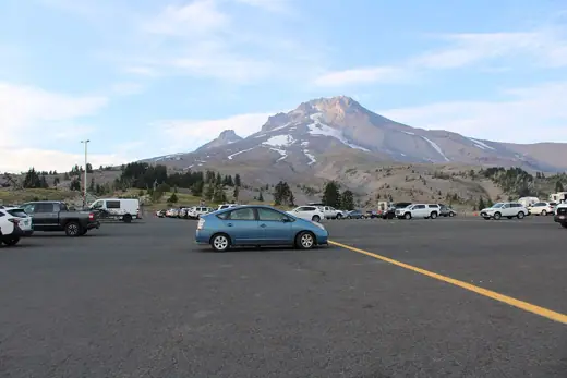 Photo 3: Exterior · Day parking at Timberline Lodge on Mt