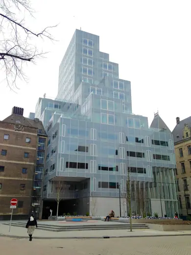 Photo 2: Exterior · Timmerhuis in Rotterdam (old and new building), from the corner of Raamplein and Haagseveer