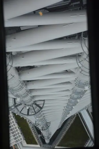 Photo 6: Detail