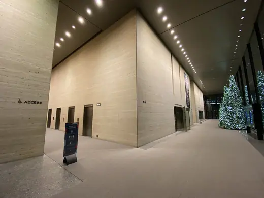 Photo 5: Interior · TToronto-Dominion Centre TD North Tower Lobby
