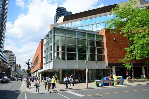 Photo 3: Exterior