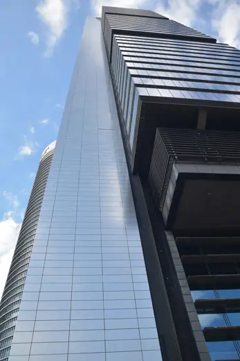 Photo 3: Exterior · Cepsa Tower in the CTBA of Madrid (Spain)