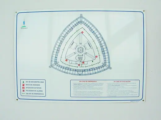 Photo 7: Plan · Plànol d'evacuació de la Torre de Collserola (Barcelona)