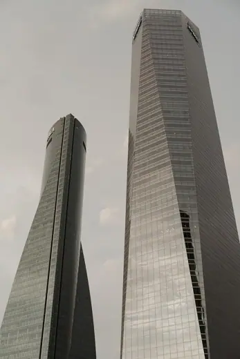 Photo 2: Exterior · Crystal Tower and Space Tower in the CTBA of Madrid (Spain)