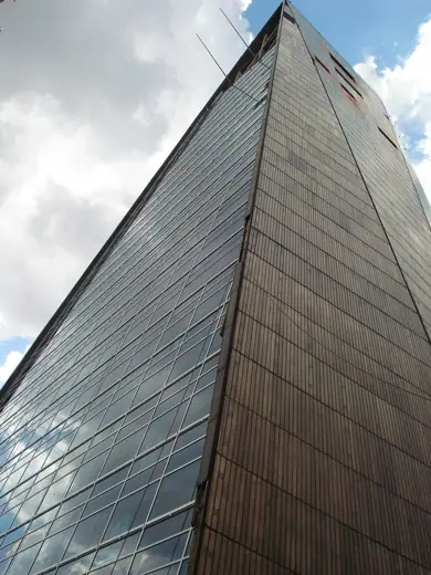 Photo 3: Exterior · Torre Insignia de Ciudad de México