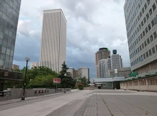Photo 6: Context