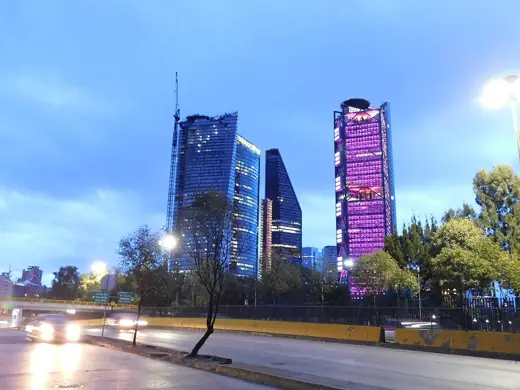 Photo 5: Interior · Torre BBVA fotografiada desde Circuito Interior