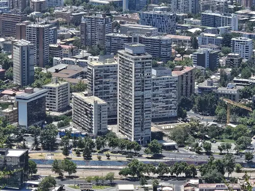 Photo 3: Exterior · Torres de Tajamar en enero de 2025 en Santiago, Chile