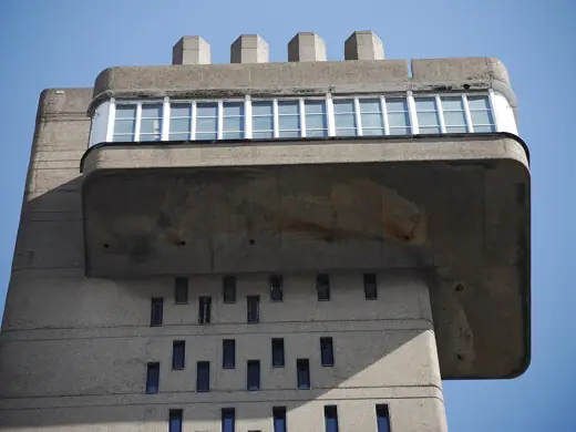 Photo 5: Detail