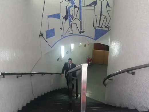 Photo 5: Interior