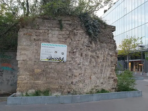 Photo 4: Exterior · Paris Tribunal (building grouping together the Parisian jurisdictions)