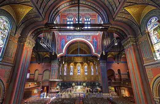 Photo 5: Interior
