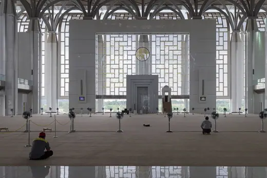 Photo 5: Interior · Putrajaya, Malaysia: Inside the Tuanku Mizan Zainal Abidin Mosque