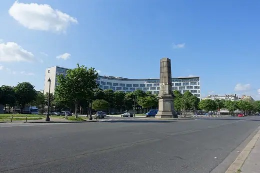 Photo 4: Exterior · UNESCO @ Paris