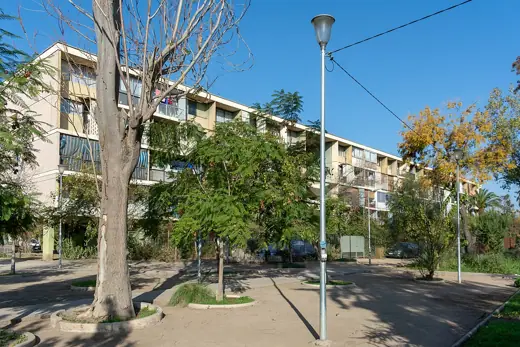 Photo 2: Exterior · Unidad Vecinal Portales, Estación Central, Santiago, Región Metropolitana, Chile