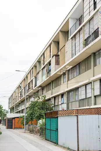 Photo 3: Exterior · Villa Portales, Santiago, Región Metropolitana, Chile