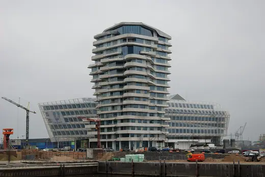 Photo 4: Exterior · Hamburg Unilever-Gebäude