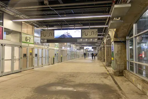 Photo 1: Exterior · The York East Teamway at Toronto Union Station