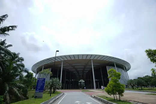 Photo 3: Exterior · UTP Chancellor Complex