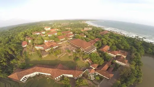 Photo 4: Exterior · ruhuna view
