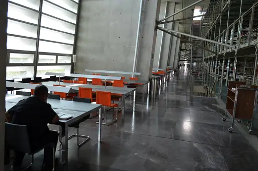 Photo 5: Interior