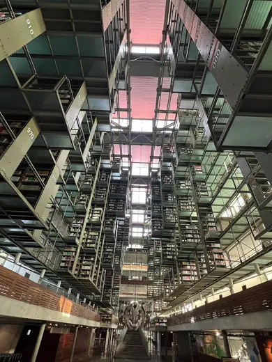 Photo 6: Interior · Entrada principal Biblioteca Vasconcelos