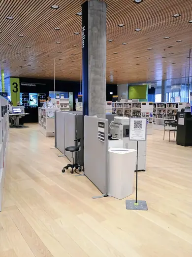 Photo 2: Exterior · Umeå stadsbibliotek i Väven 2024