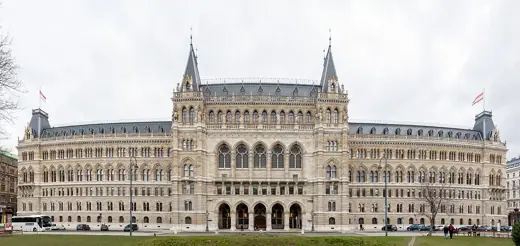 Photo 4: Interior · City Hall, Vienna, Austria