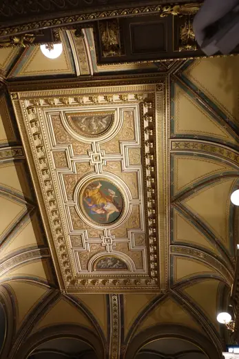 Photo 7: Interior · Interior of the Vienna State Opera Austria