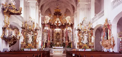 Photo 3: Exterior