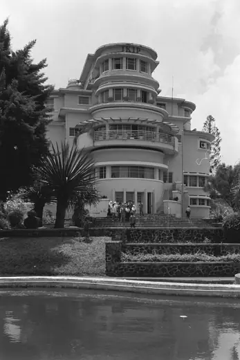 Photo 3: Exterior · Villa Isola, jl
