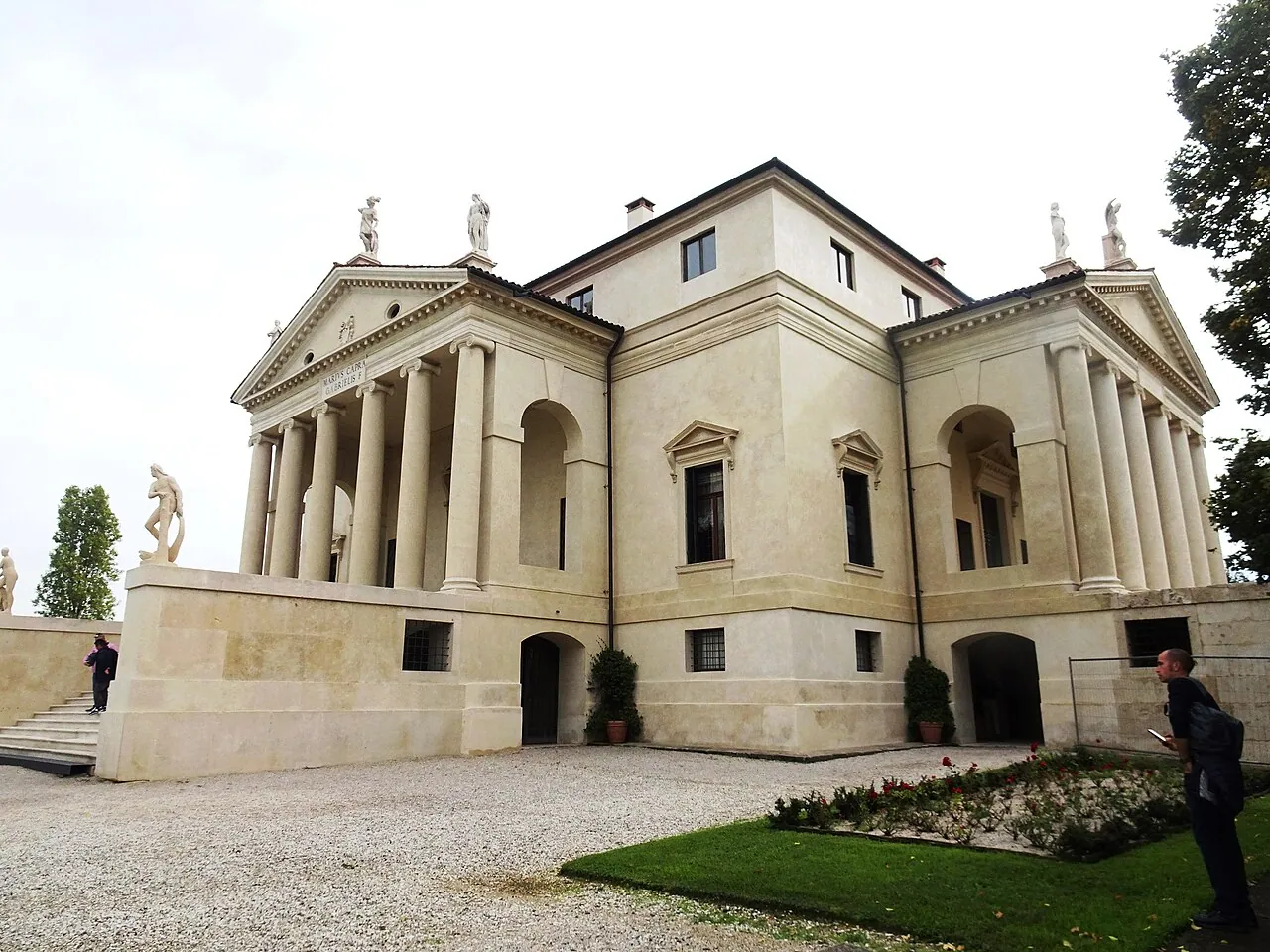 Villa La Rotonda: Exterior · Vicenza , Veneto, Italy