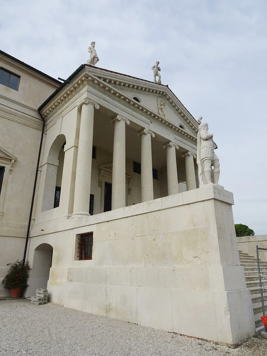 Villa La Rotonda: Exterior · Vicenza , Veneto, Italy