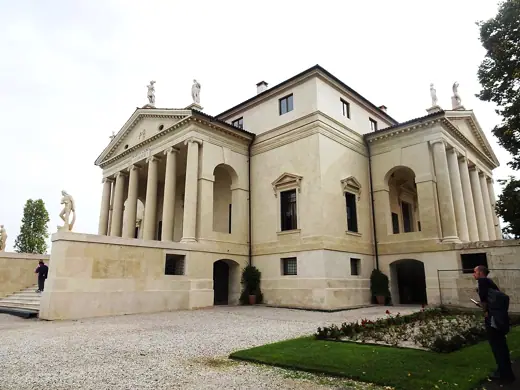 Photo 2: Exterior · Vicenza , Veneto, Italy