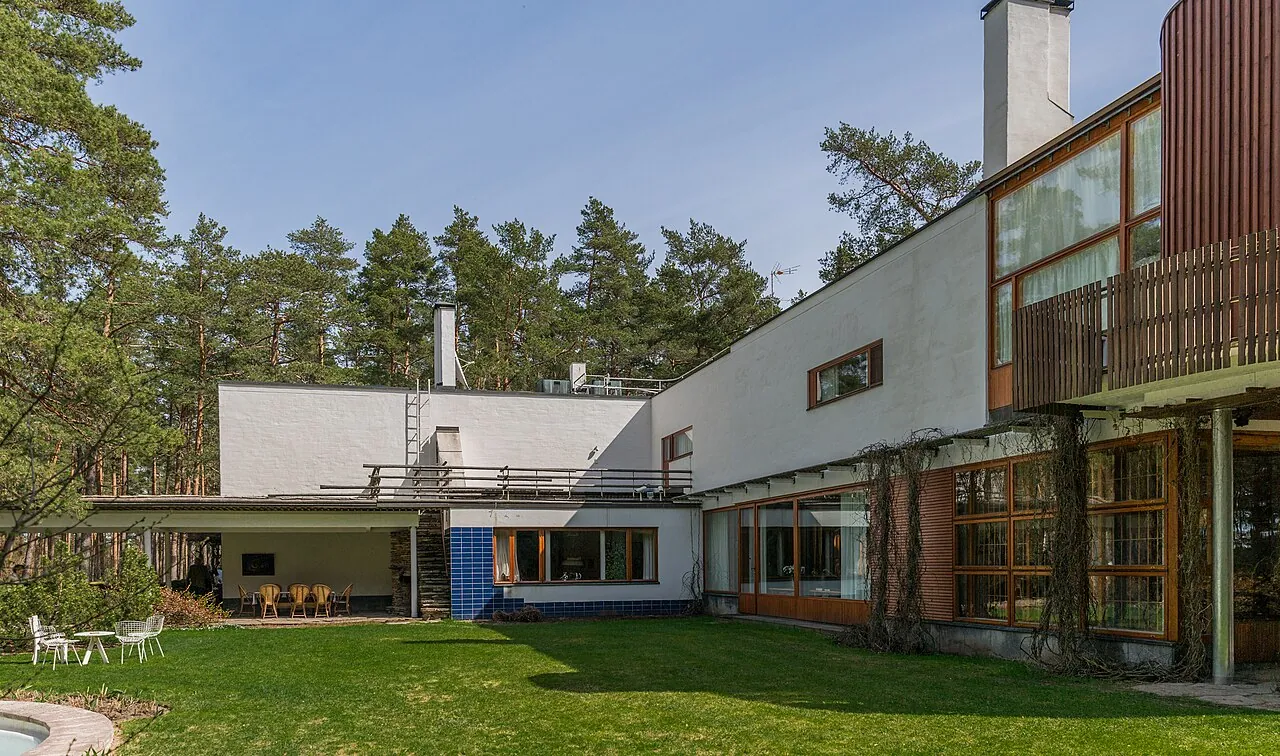 Villa Mairea: Exterior