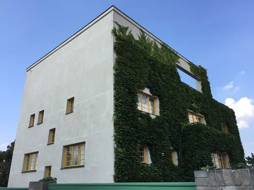 Photo 3: Exterior · Müller villa (2016) from the south