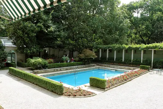 Photo 3: Exterior · Villa Necchi Campiglio (Milan) - Exterior