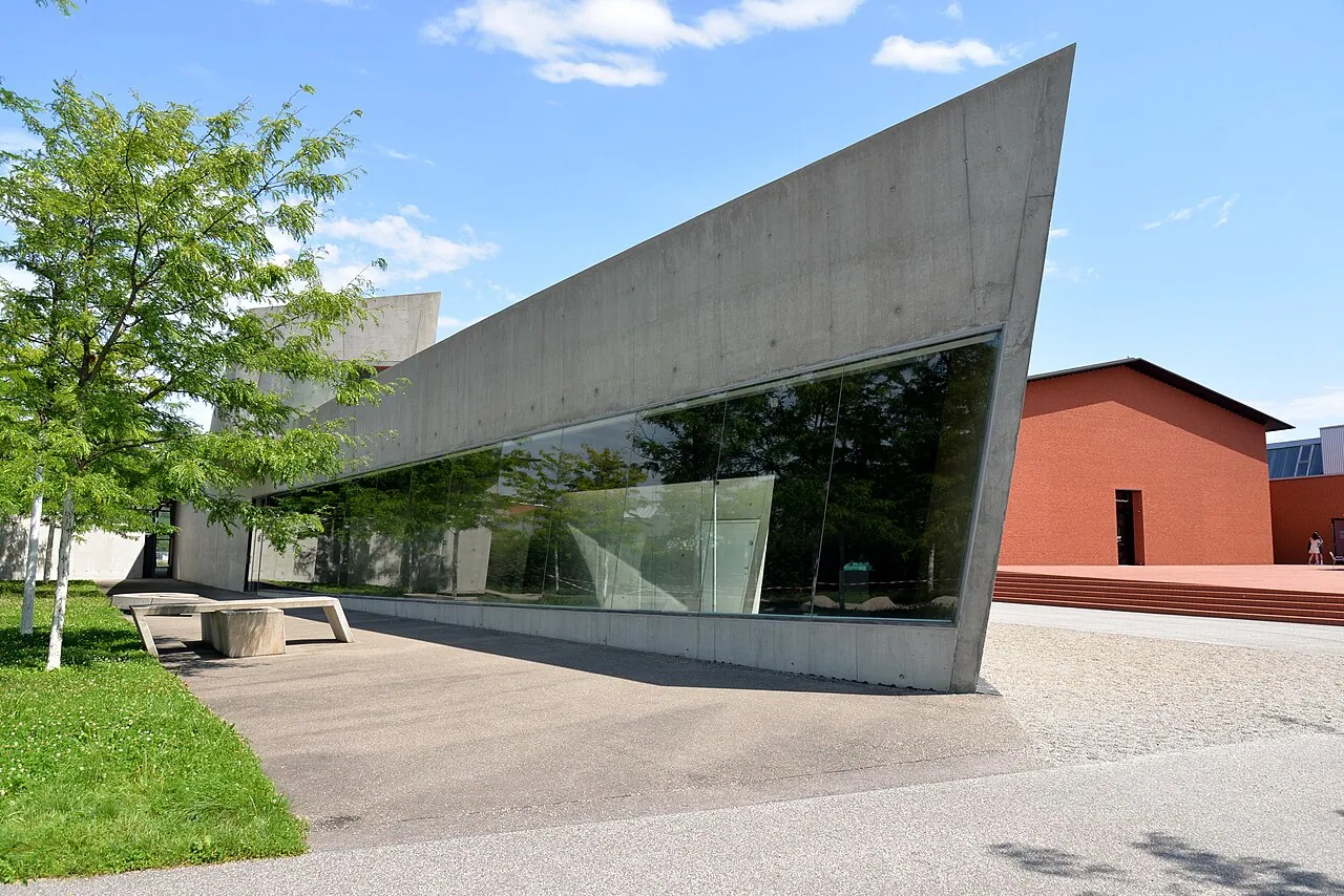 Vitra Fire Station: Exterior · Bade-Wurtemberg Weil am Rhein Vitra Fire Station (Zaha Hadid)