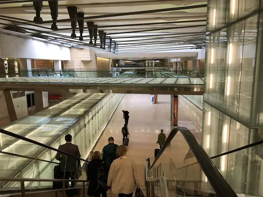 Photo 7: Interior
