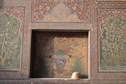 Photo 7: Model · This is a photo of a monument in Pakistan identified as the