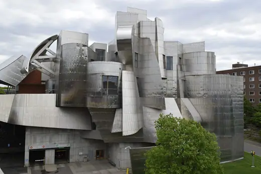 Photo 4: Exterior · Weisman Art Museum building