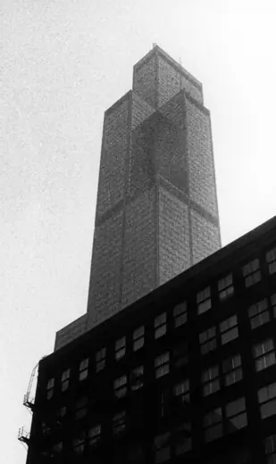Photo 3: Exterior