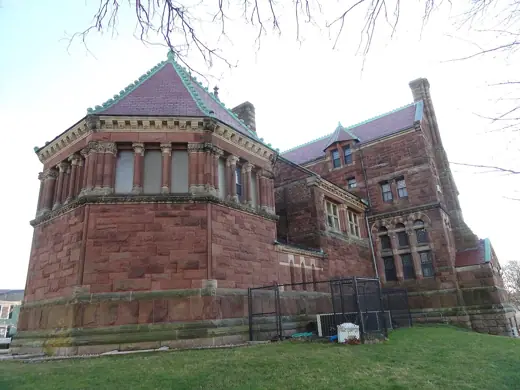 Photo 2: Exterior · Winn Memorial Library, Woburn, Massachusetts, USA