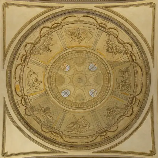 Photo 3: Interior