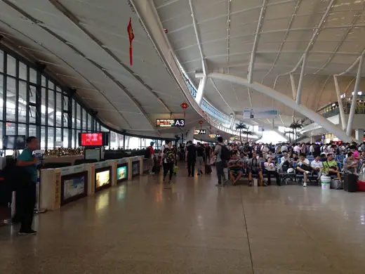 Photo 6: Interior