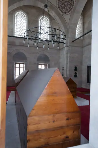 Photo 5: Interior