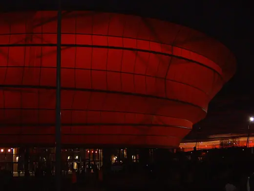 Photo 3: Exterior · Zénith de Strasbourg la nuit
